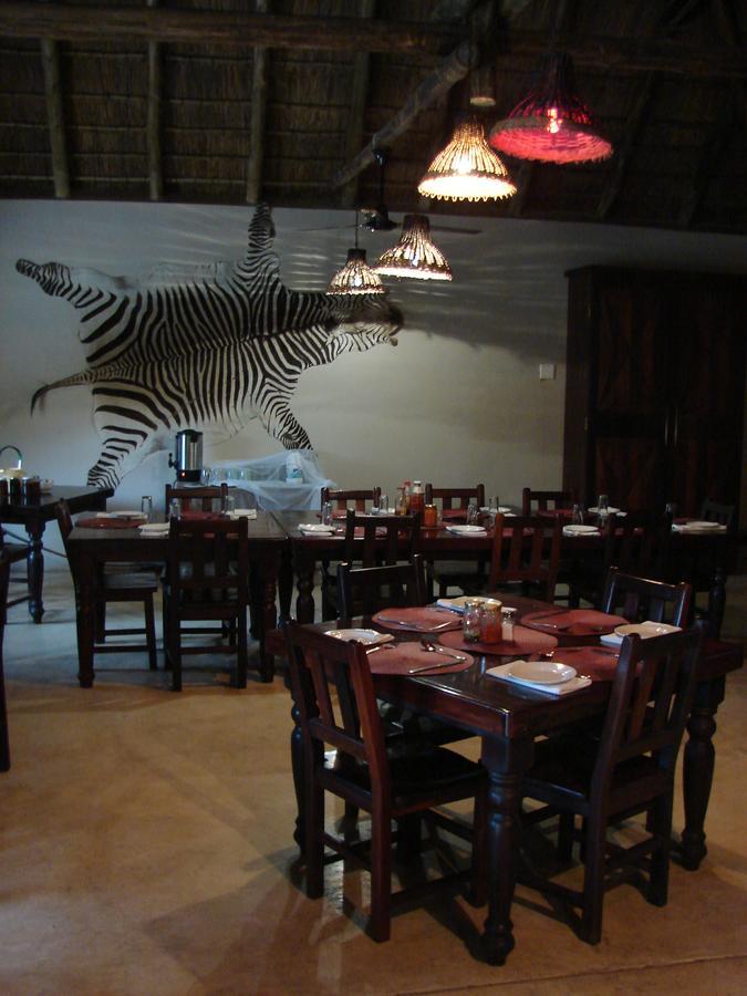 Touch Of Africa Lodge Lanseria Luaran gambar