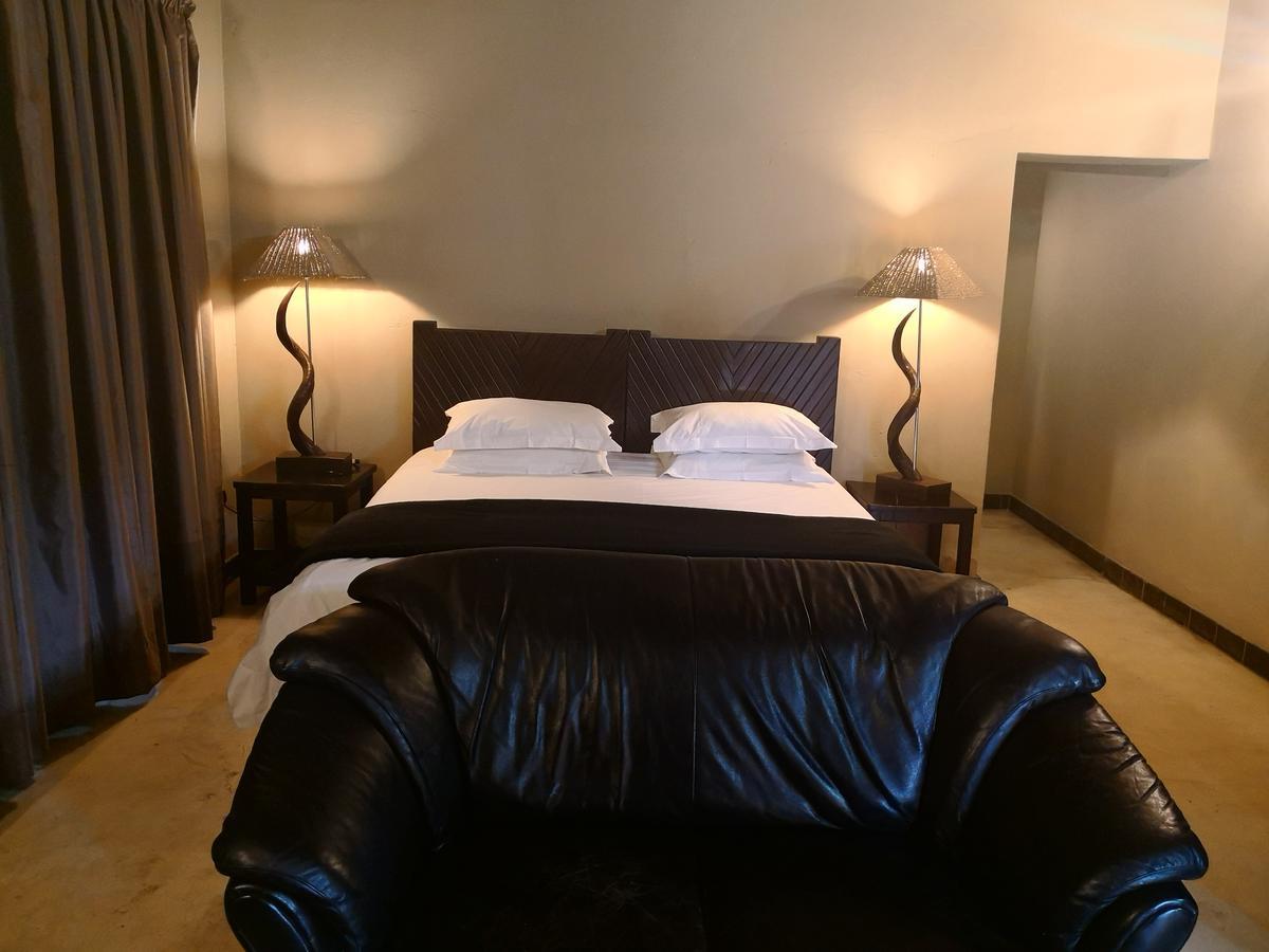 Touch Of Africa Lodge Lanseria Luaran gambar