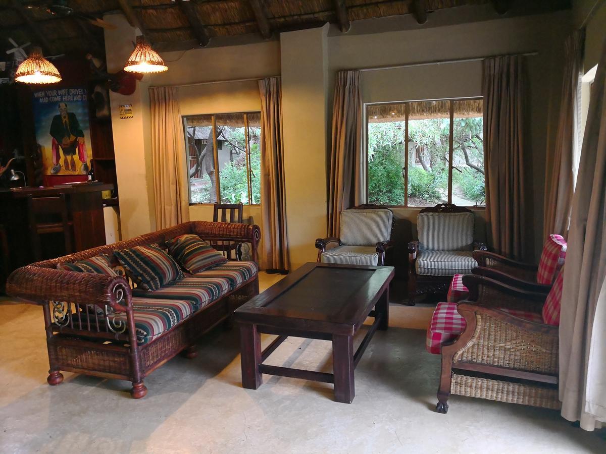 Touch Of Africa Lodge Lanseria Luaran gambar